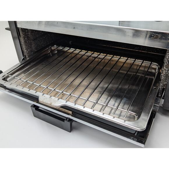 Vintage Toastmaster Tabletop Oven Toaster Oven Broiler Excellent Condition - Picture 6 of 9